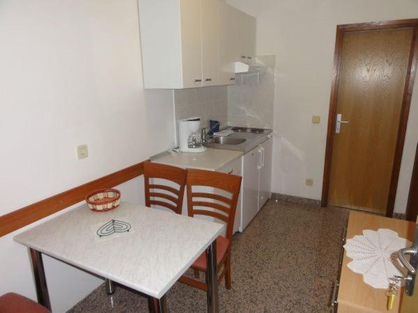 Cozy Apartments And Rooms Pavicini Segotici Exterior foto